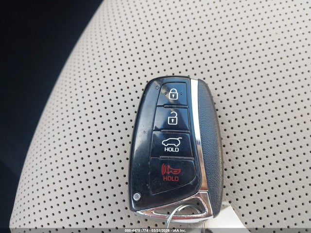 KM8SN4HF5KU300442 Hyundai Santa Fe Xl Se