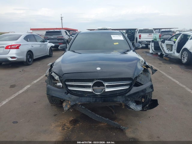55SWF4JB5GU173930 Mercedes-Benz C 300 Sport
