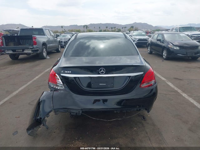 55SWF4JB5GU173930 Mercedes-Benz C 300 Sport