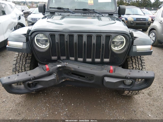 1C4HJXFGXJW159717 Jeep Wrangler Unlimited Rubicon