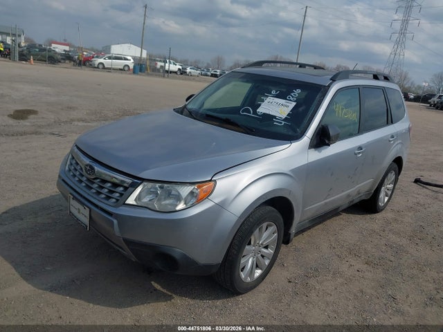 2013 SUBARU FORESTER JF2SHADC8DH422375 Photo 1