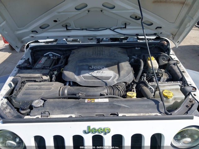 44751816 :رقم المزاد ، 1C4BJWDG8DL698264 vin ، 2013 Jeep Wrangler Unlimited Sport مزاد بيع