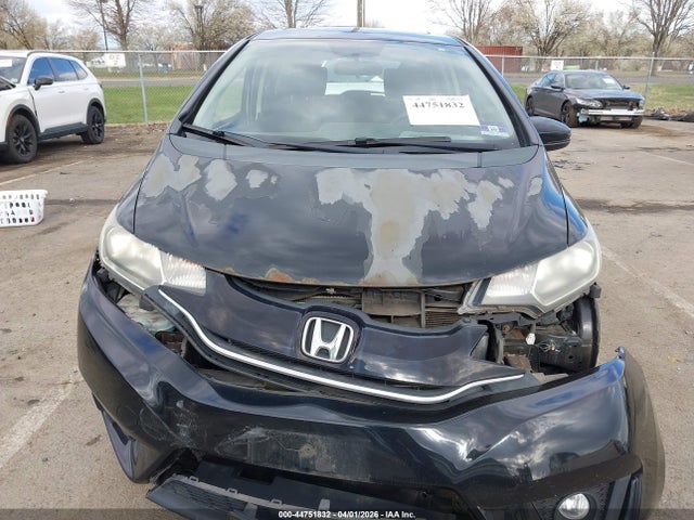 44751832 :رقم المزاد ، 3HGGK5H83FM741878 vin ، 2015 Honda Fit Ex/ex-l مزاد بيع