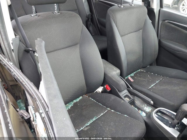 44751832 :رقم المزاد ، 3HGGK5H83FM741878 vin ، 2015 Honda Fit Ex/ex-l مزاد بيع