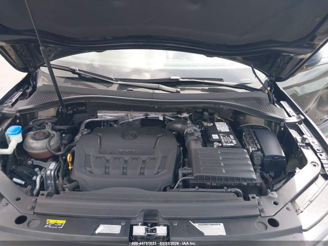 Продаж на аукціоні авто 2019 Volkswagen Tiguan 2.0t Se/2.0t Sel/2.0t Sel R-line/2.0t Sel R-line Black, vin: 3VV3B7AX2KM092208, номер лоту: 44751833