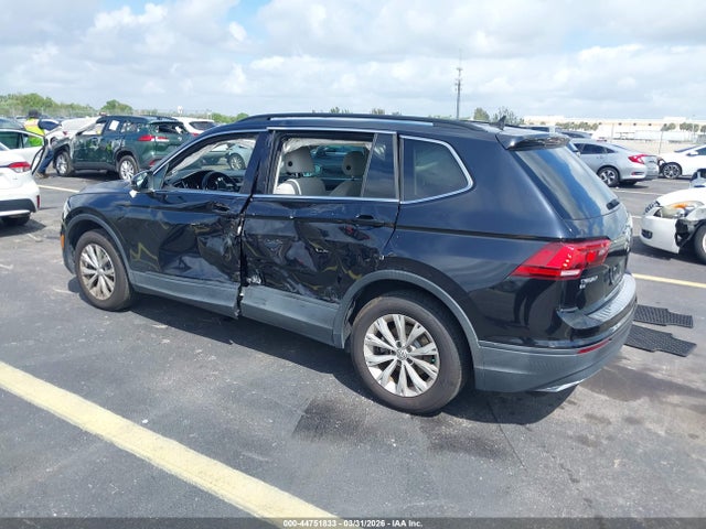 Продаж на аукціоні авто 2019 Volkswagen Tiguan 2.0t Se/2.0t Sel/2.0t Sel R-line/2.0t Sel R-line Black, vin: 3VV3B7AX2KM092208, номер лоту: 44751833