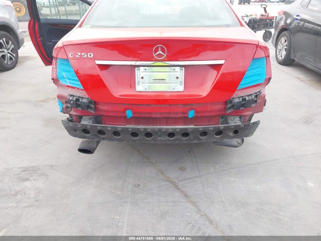44751855 :رقم المزاد ، WDDGJ4HBXFG356261 vin ، 2015 Mercedes-benz C 250 مزاد بيع