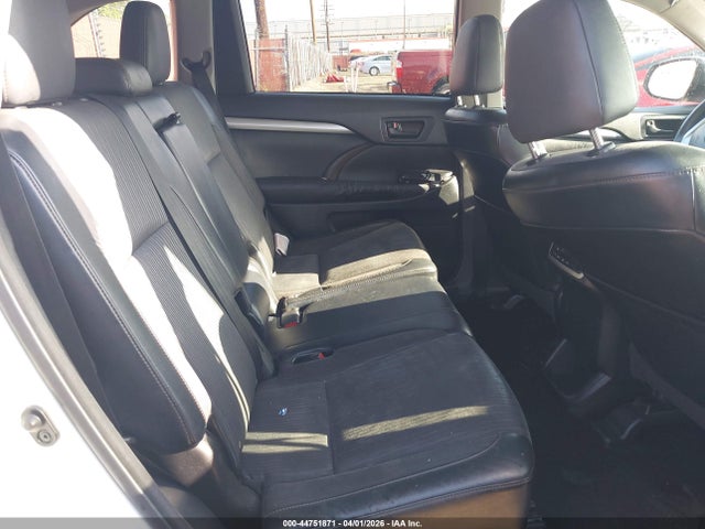 Aukcja sprzedaży 2015 Toyota Highlander Le Plus V6, vin: 5TDZKRFH0FS052883, numer aukcji: 44751871