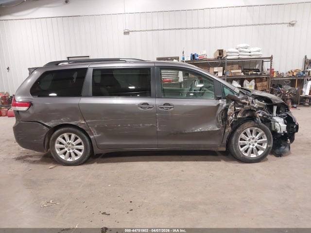 Продажа на аукционе авто 2012 Toyota Sienna Le 7 Passenger, vin: 5TDJK3DC7CS033633, номер лота: 44751902