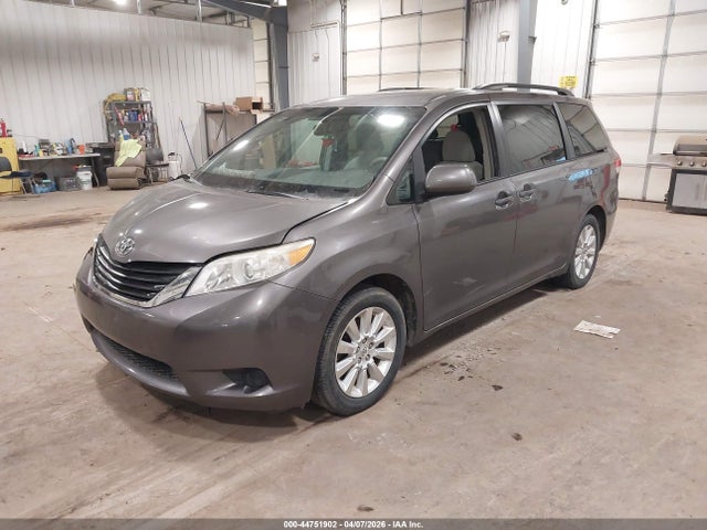 Продажа на аукционе авто 2012 Toyota Sienna Le 7 Passenger, vin: 5TDJK3DC7CS033633, номер лота: 44751902