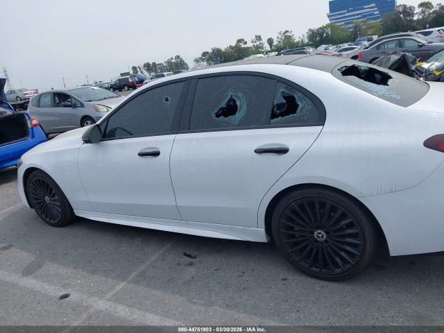 W1KAF4GB8PR087790 Mercedes-Benz C 300 Sedan