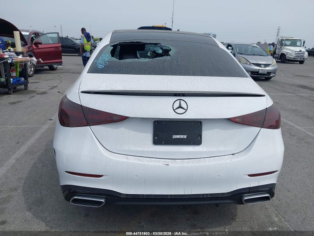 W1KAF4GB8PR087790 Mercedes-Benz C 300 Sedan