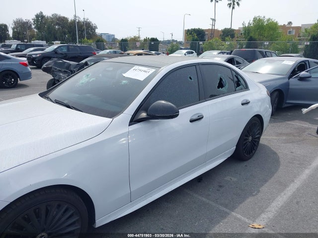 W1KAF4GB8PR087790 Mercedes-Benz C 300 Sedan