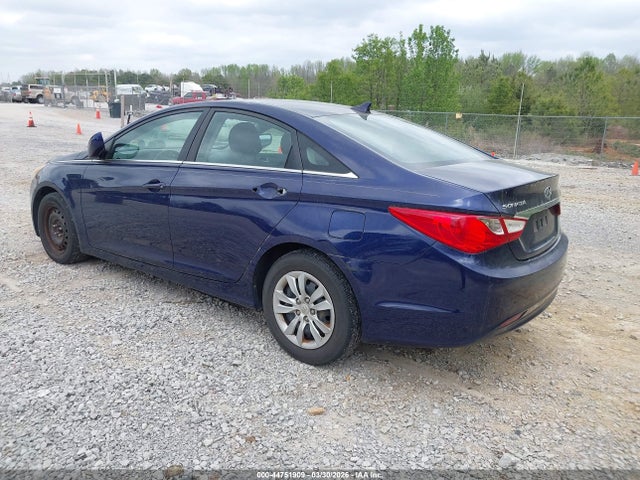 2011 HYUNDAI SONATA 5NPEB4AC3BH222425 Photo 2