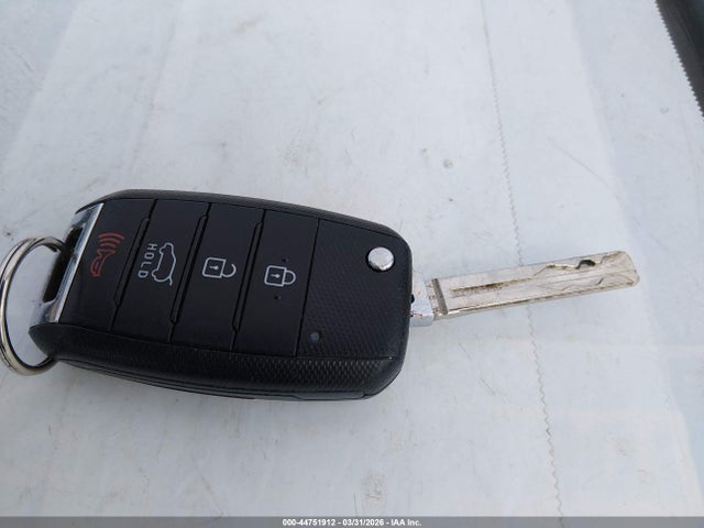 KIA SOUL + 2018 KNDJP3A58J7576259 Image 11