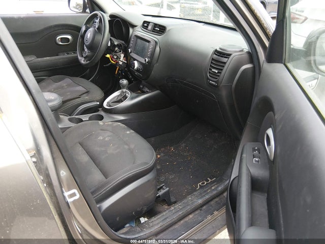 KIA SOUL + 2018 KNDJP3A58J7576259 Image 5