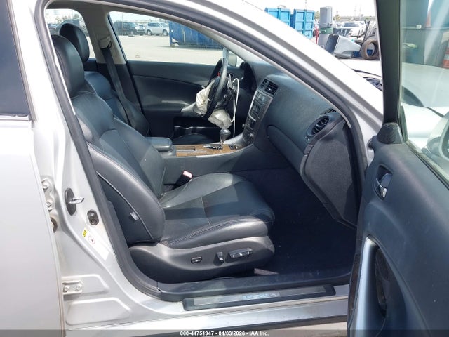 Продажа на аукционе авто 2010 Lexus Is 350, vin: JTHBE5C24A5023627, номер лота: 44751947