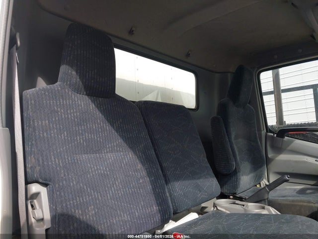 JHHSPM2H7GK001639 Hino 195