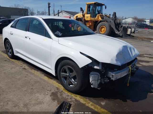44751959 :رقم المزاد ، 5XXG14J29NG163125 vin ، 2022 Kia K5 Lxs مزاد بيع