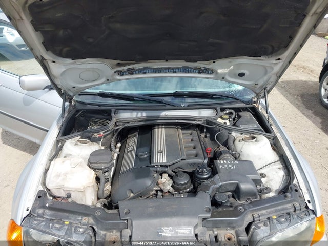 2000 Bmw 328i მანქანა იყიდება აუქციონზე, vin: WBAAM5331YEJ40145, აუქციონის ნომერი: 44751977