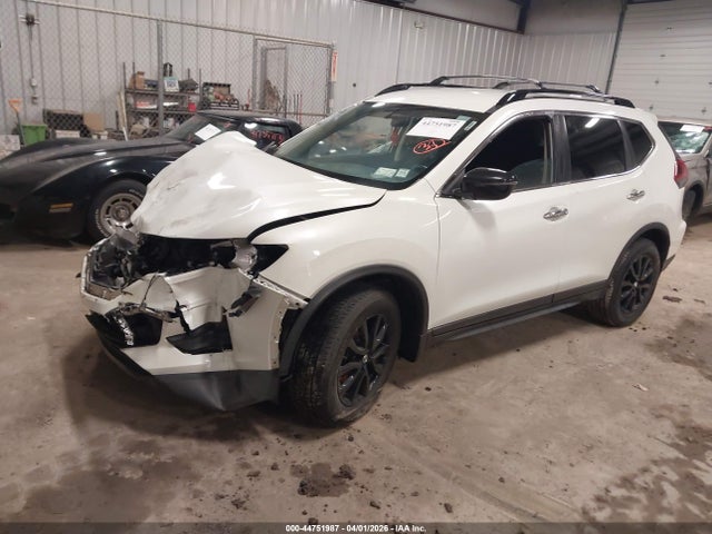44751987 :رقم المزاد ، 5N1AT2MV8JC816091 vin ، 2018 Nissan Rogue Sv مزاد بيع