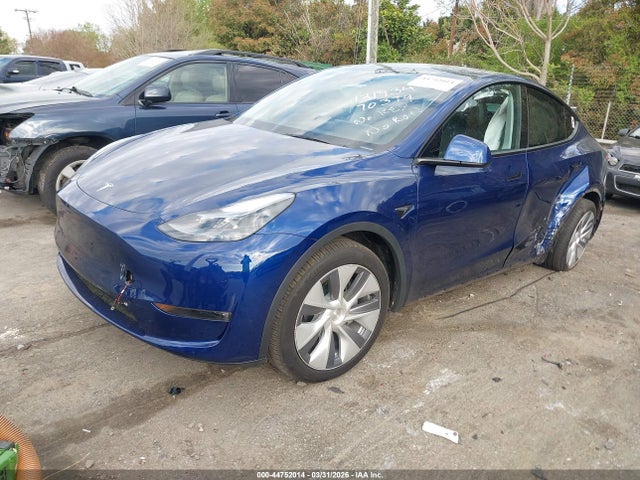 Продажа на аукционе авто 2023 Tesla Model Y Awd/long Range Dual Motor All-wheel Drive, vin: 7SAYGDEE3PA170374, номер лота: 44752014