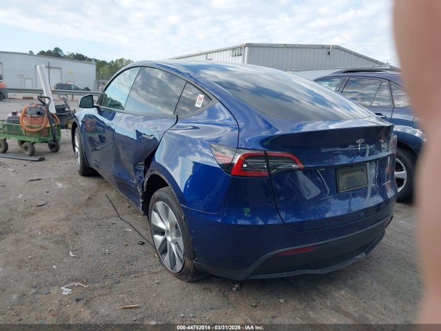 Продажа на аукционе авто 2023 Tesla Model Y Awd/long Range Dual Motor All-wheel Drive, vin: 7SAYGDEE3PA170374, номер лота: 44752014
