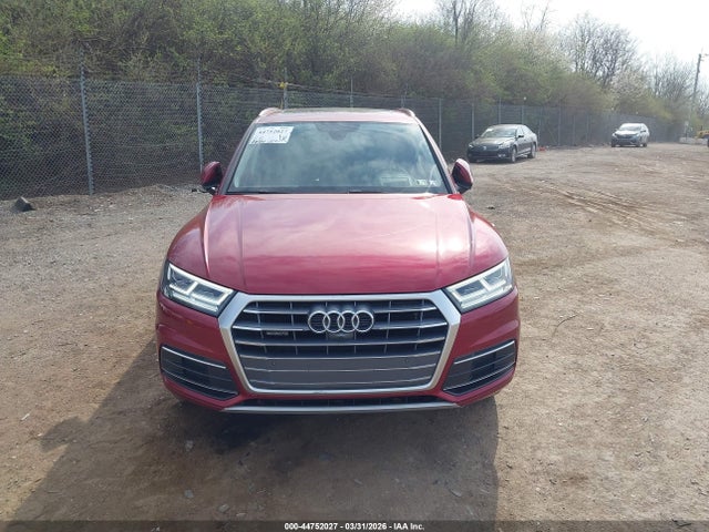 WA1CNAFY4J2072255 Audi Q5 2.0t Premium/2.0t Tech Premium