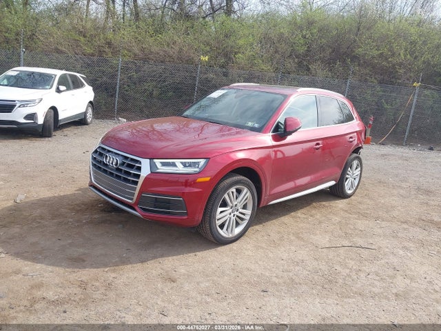 WA1CNAFY4J2072255 Audi Q5 2.0t Premium/2.0t Tech Premium