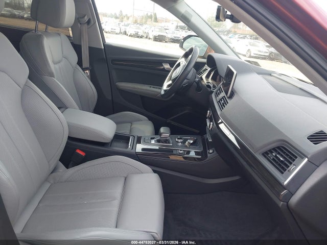 WA1CNAFY4J2072255 Audi Q5 2.0t Premium/2.0t Tech Premium