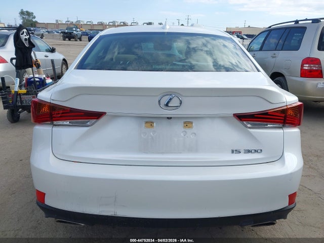 Lexus IS 300 2020 JTHAA1D29L5102289 Image 15