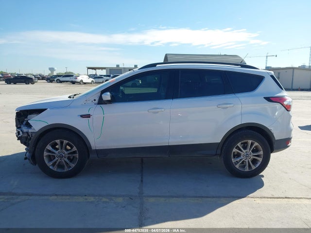 Продажа на аукционе авто 2018 Ford Escape Se, vin: 1FMCU0GD0JUD03991, номер лота: 44752035
