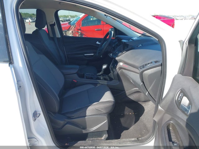 Продажа на аукционе авто 2018 Ford Escape Se, vin: 1FMCU0GD0JUD03991, номер лота: 44752035