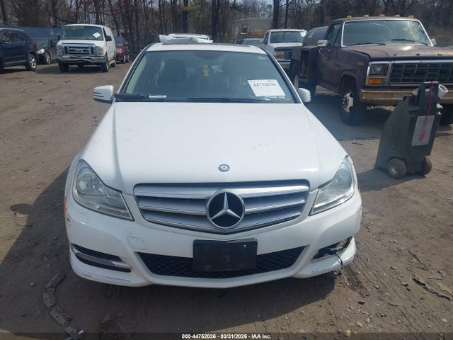 44752036 :رقم المزاد ، WDDGF8AB1DR293023 vin ، 2013 Mercedes-benz C 300 Luxury 4matic مزاد بيع