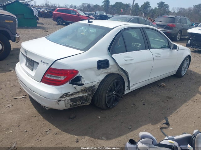 44752036 :رقم المزاد ، WDDGF8AB1DR293023 vin ، 2013 Mercedes-benz C 300 Luxury 4matic مزاد بيع
