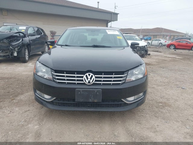 Продажа на аукционе авто 2015 Volkswagen Passat 2.0l Tdi Sel Premium, vin: 1VWCV7A37FC120897, номер лота: 44752065