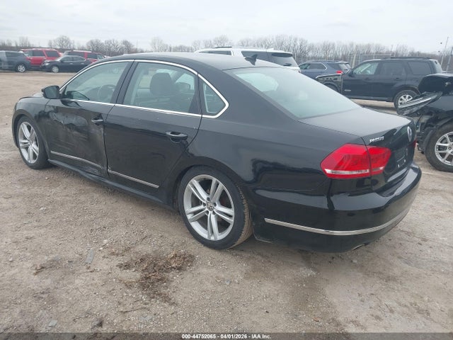 Продажа на аукционе авто 2015 Volkswagen Passat 2.0l Tdi Sel Premium, vin: 1VWCV7A37FC120897, номер лота: 44752065
