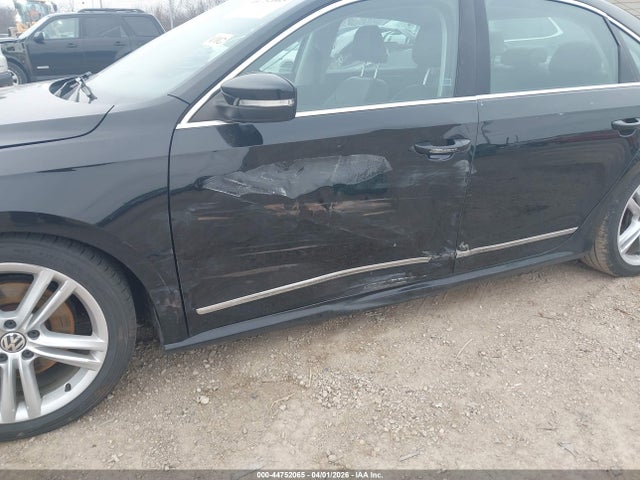 Продажа на аукционе авто 2015 Volkswagen Passat 2.0l Tdi Sel Premium, vin: 1VWCV7A37FC120897, номер лота: 44752065
