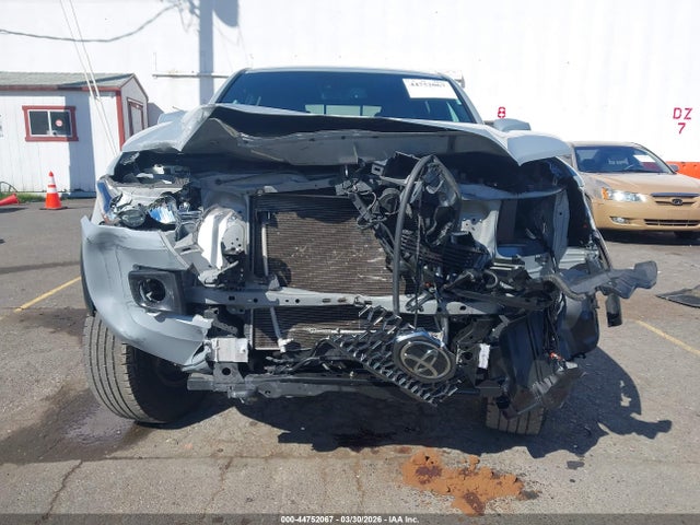 2019 Toyota Tacoma Trd Off Road მანქანა იყიდება აუქციონზე, vin: 3TMCZ5AN5KM250778, აუქციონის ნომერი: 44752067