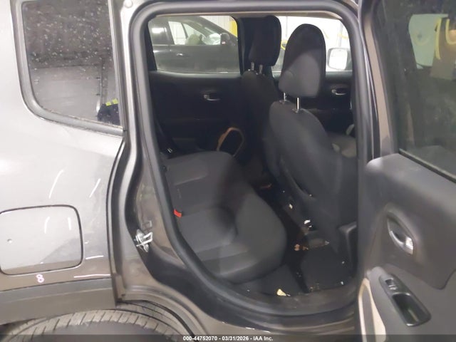 44752070 :رقم المزاد ، ZACCJBBB3HPF36189 vin ، 2017 Jeep Renegade Latitude 4x4 مزاد بيع