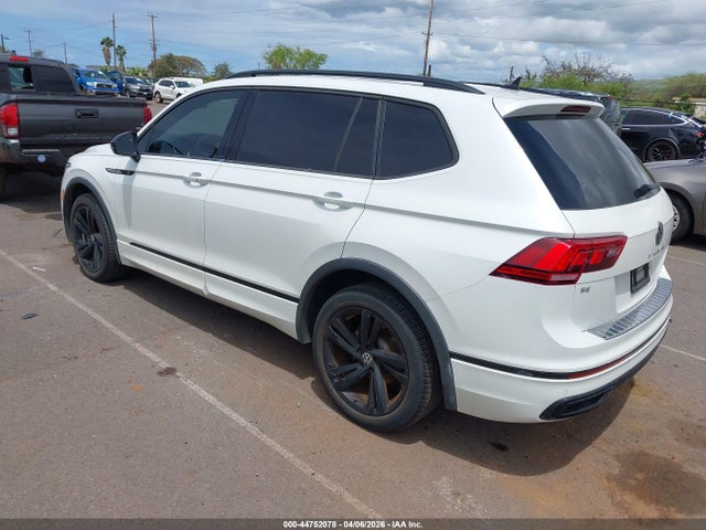3VVCB7AX0PM137363 Volkswagen Tiguan 2.0t Se R-line Black