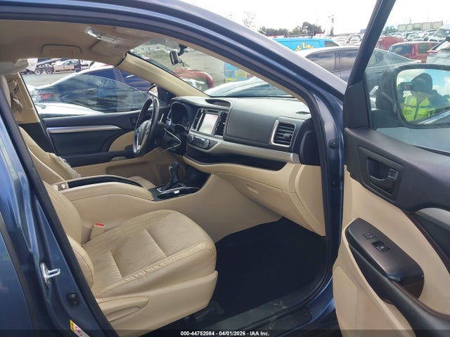 5TDBKRFH3GS350203 Toyota Highlander Le Plus V6
