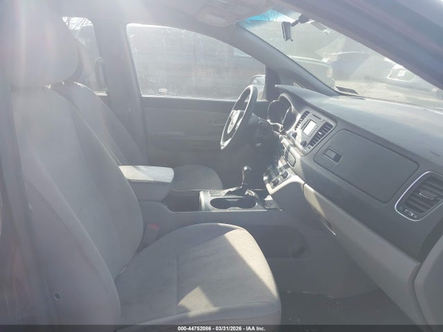 KNDMB5C12G6178139 KIA SEDONA LX