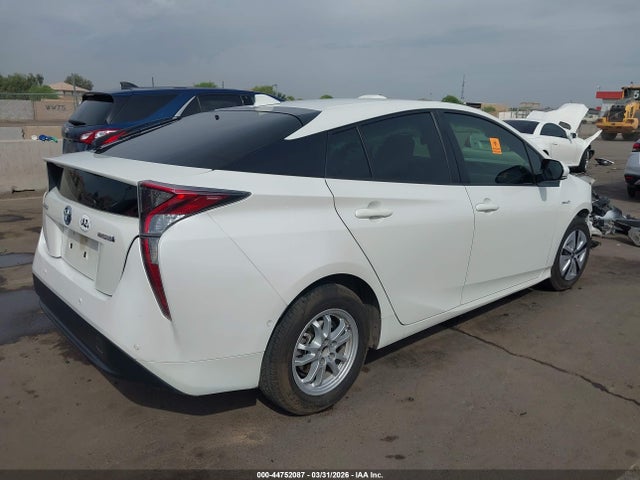 JTDKBRFU7J3072704 Toyota Prius