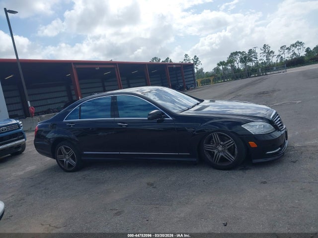 2013 Mercedes-benz S 550 4matic მანქანა იყიდება აუქციონზე, vin: WDDNG9EB7DA531542, აუქციონის ნომერი: 44752096