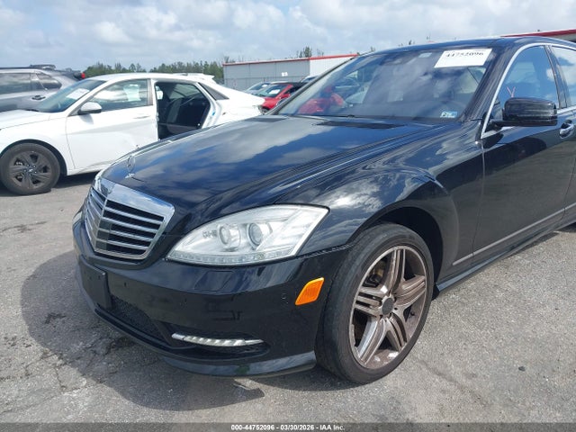 2013 Mercedes-benz S 550 4matic მანქანა იყიდება აუქციონზე, vin: WDDNG9EB7DA531542, აუქციონის ნომერი: 44752096