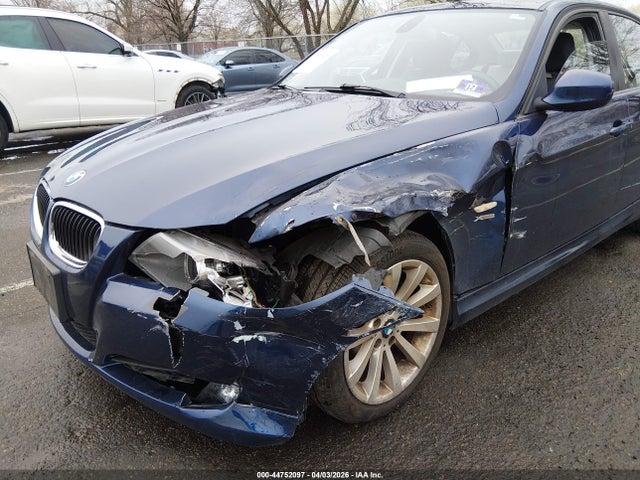 2011 Bmw 328i Xdrive მანქანა იყიდება აუქციონზე, vin: WBAPK5C53BF126217, აუქციონის ნომერი: 44752097