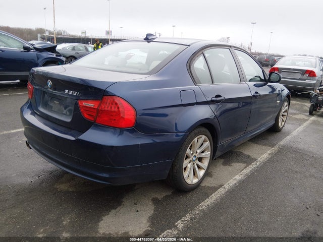 2011 Bmw 328i Xdrive მანქანა იყიდება აუქციონზე, vin: WBAPK5C53BF126217, აუქციონის ნომერი: 44752097
