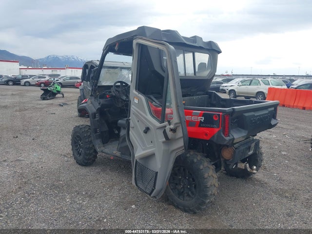 1HFVE04B2P4700162 Honda Sxs1000 M3
