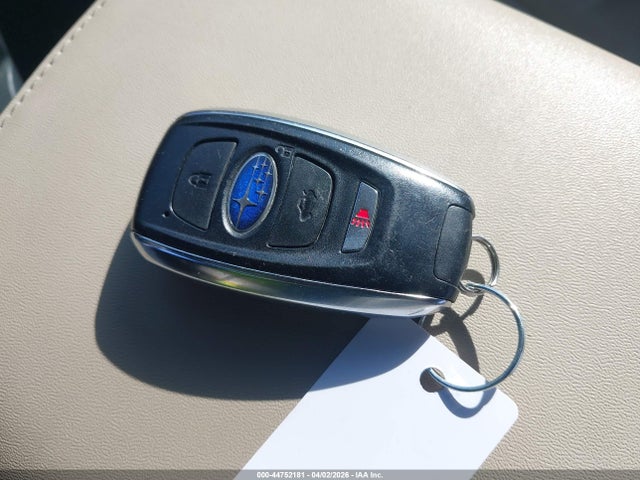 2020 Subaru Outback Limited მანქანა იყიდება აუქციონზე, vin: 4S4BTANC2L3227598, აუქციონის ნომერი: 44752181